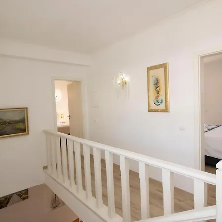 Villa Ilios - Porto De Mos, *