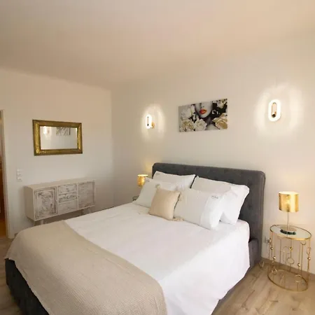 Ilios - Porto De Mos, Lagos