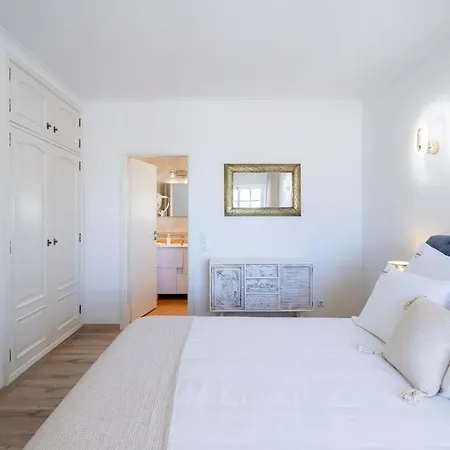 Ilios - Porto De Mos, * Lagos