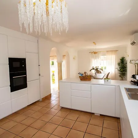 ílios - Porto De Mós, *