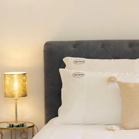 ílios - Porto De Mós, Lagos