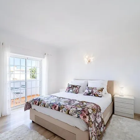 ílios - Porto De Mós, *